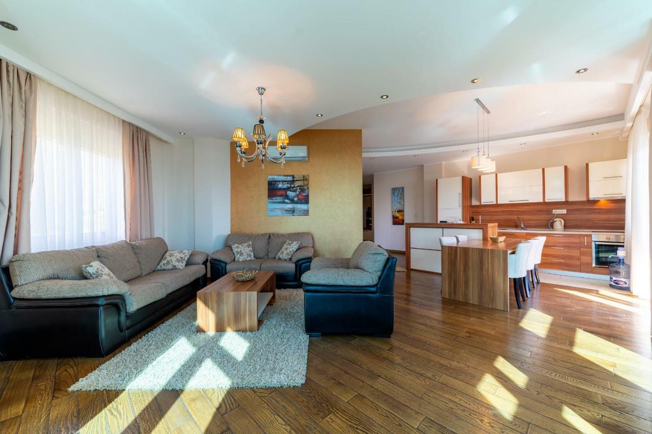 Apartments Crystall Budva Kültér fotó