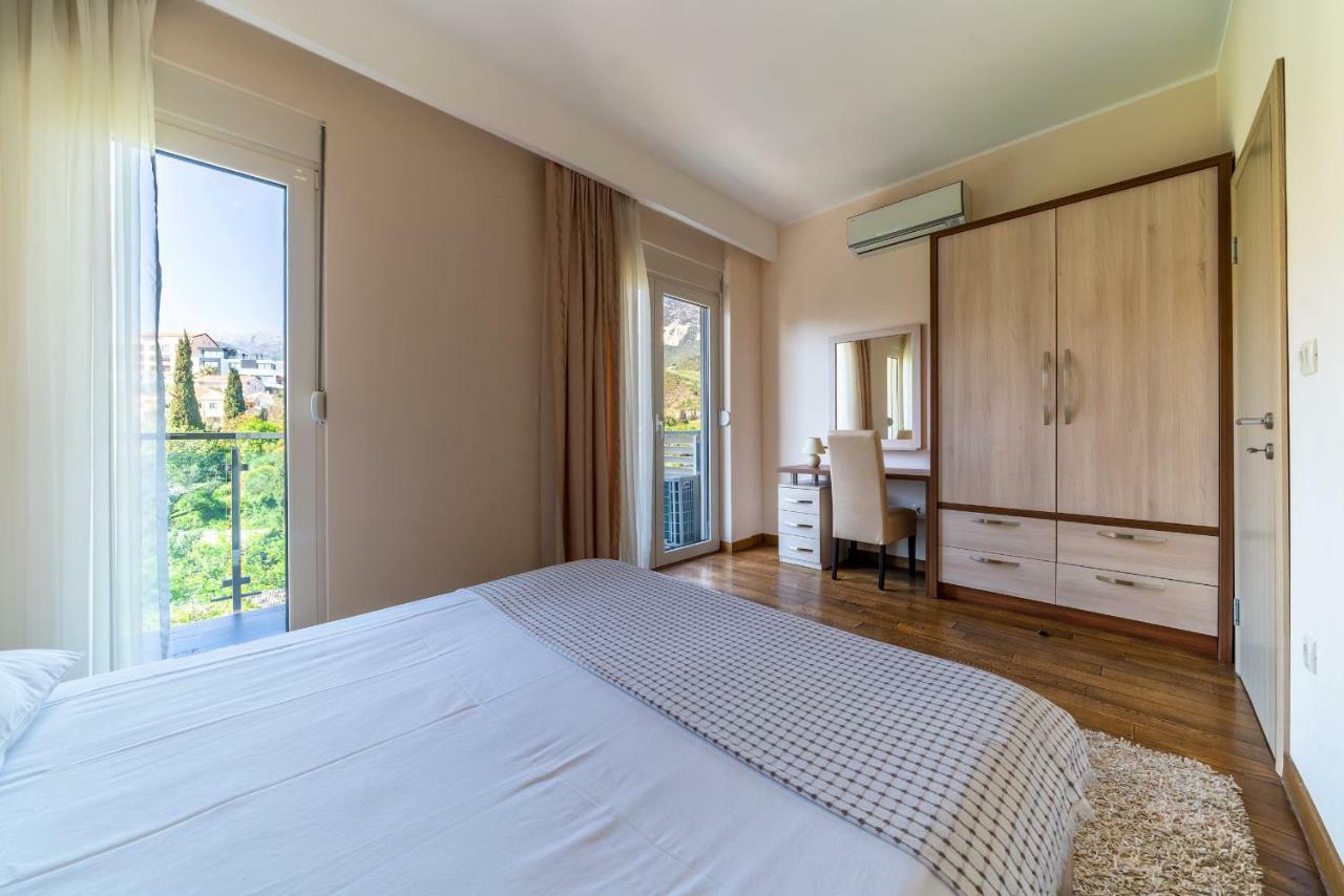 Apartments Crystall Budva Kültér fotó