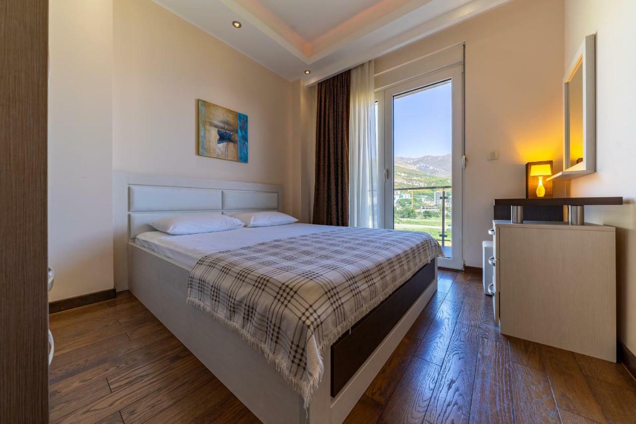 Apartments Crystall Budva Kültér fotó